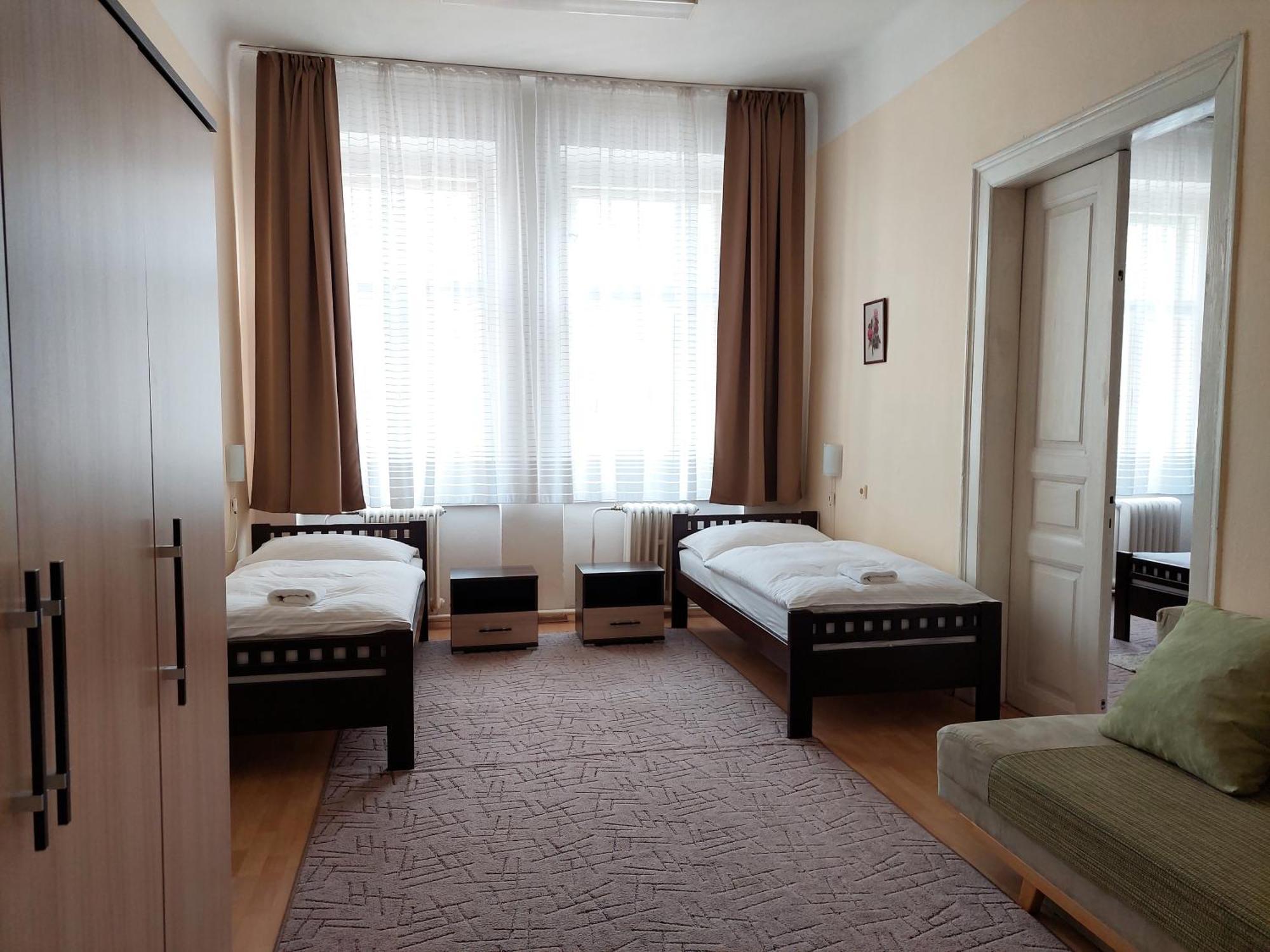 Apartment Corona Košice Buitenkant foto